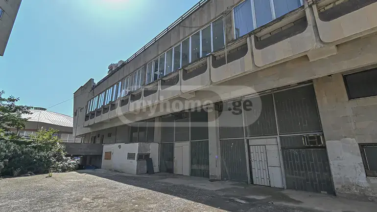 For Sale Spetsialuri Commercial Space Shindisshi view 1
