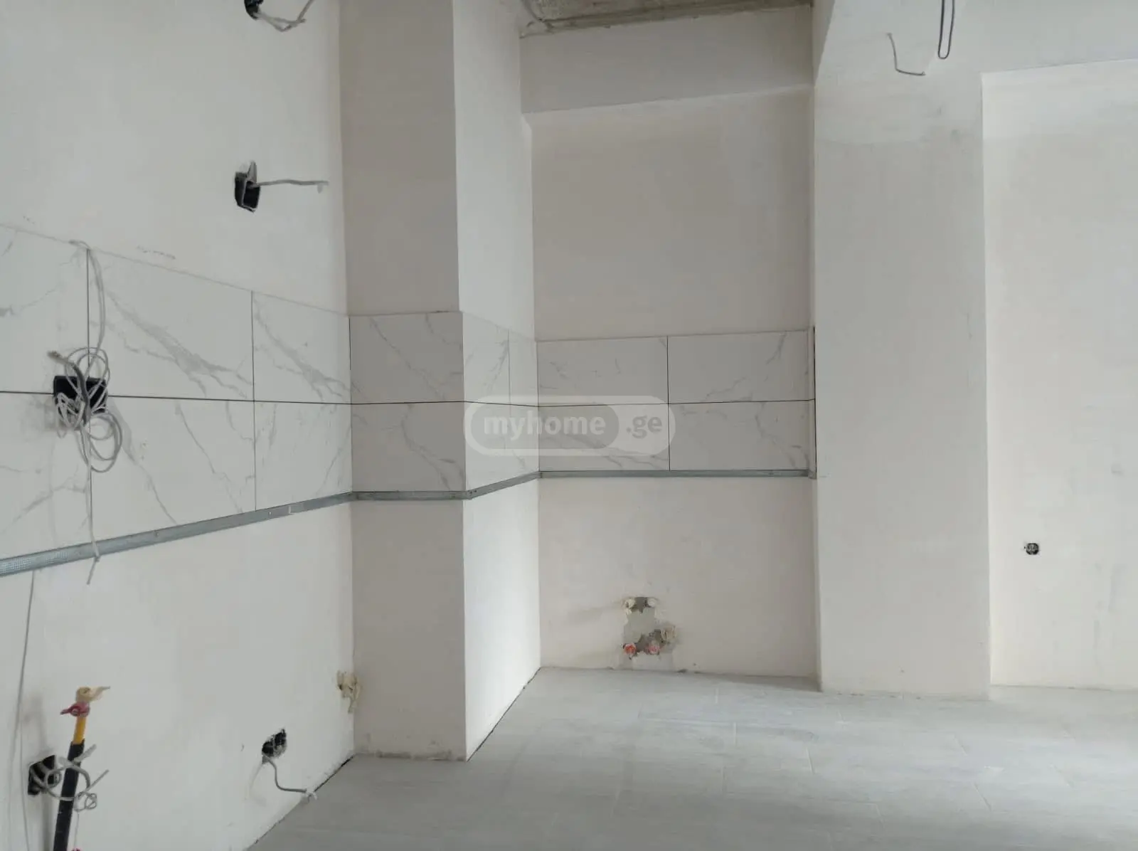 For Sale 3 Room Apartment Vazisubanshi, 1 of 12