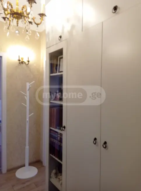 For Rent 3 Room Apartment Kutaisshi view 2