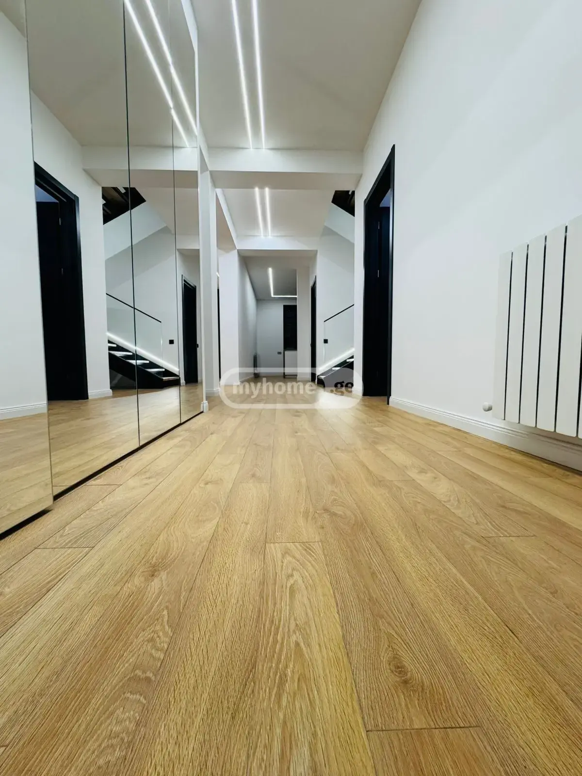 For Sale 8 Room Private House, 10 of 12