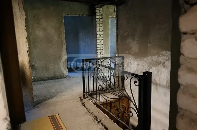 For Sale 6 Room Private House Kutaisshi view 10