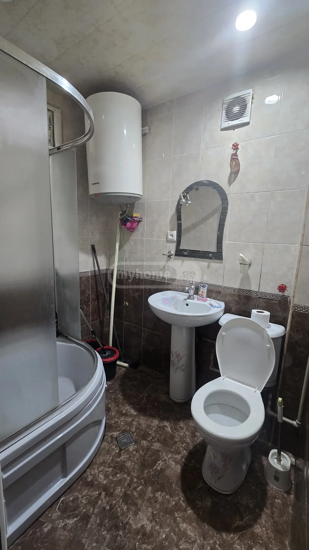 Daily Rent 2 Room Apartment Potshi view 6