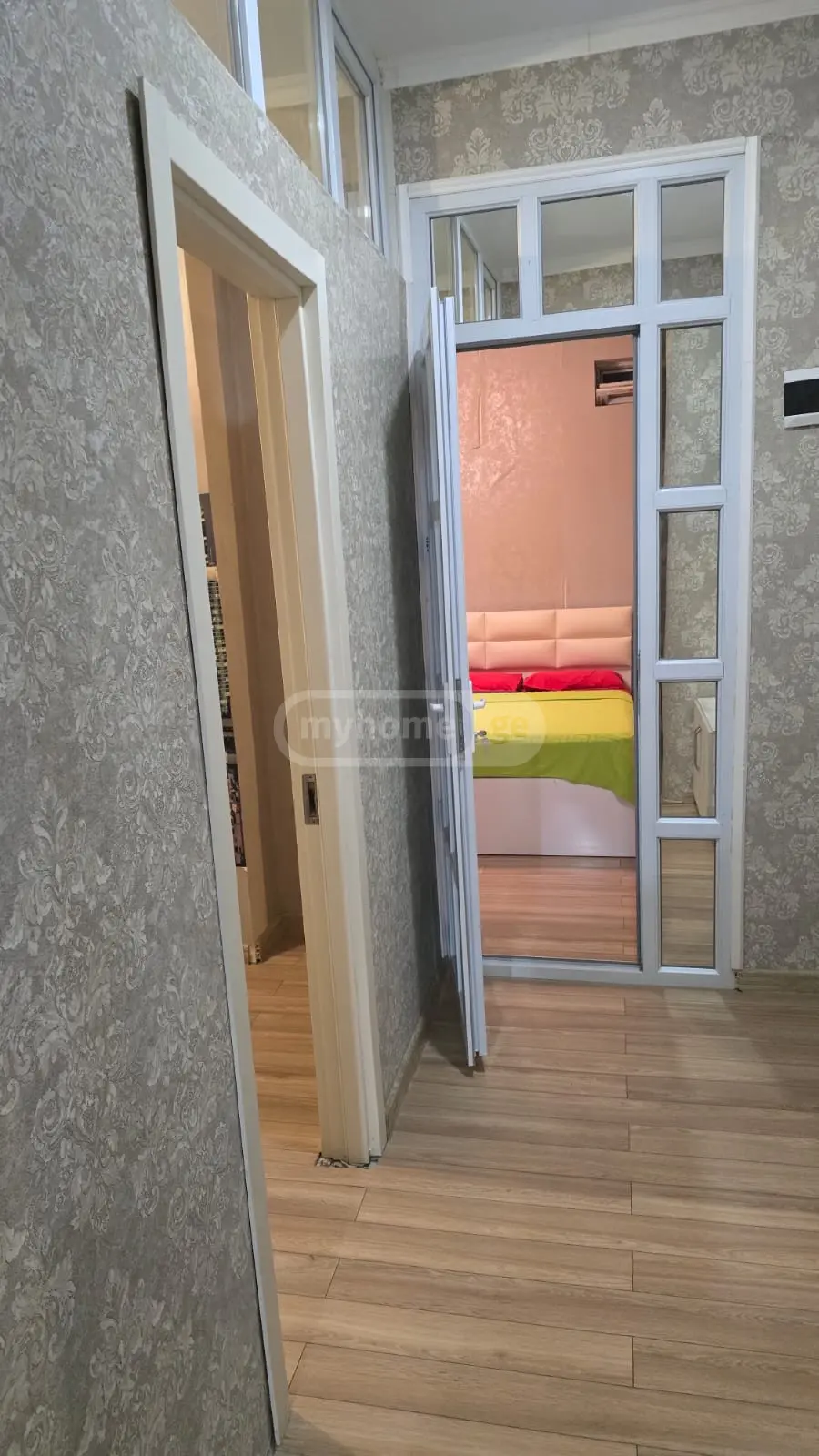 Посуточно 4-комната Квартира в Potshi view 6