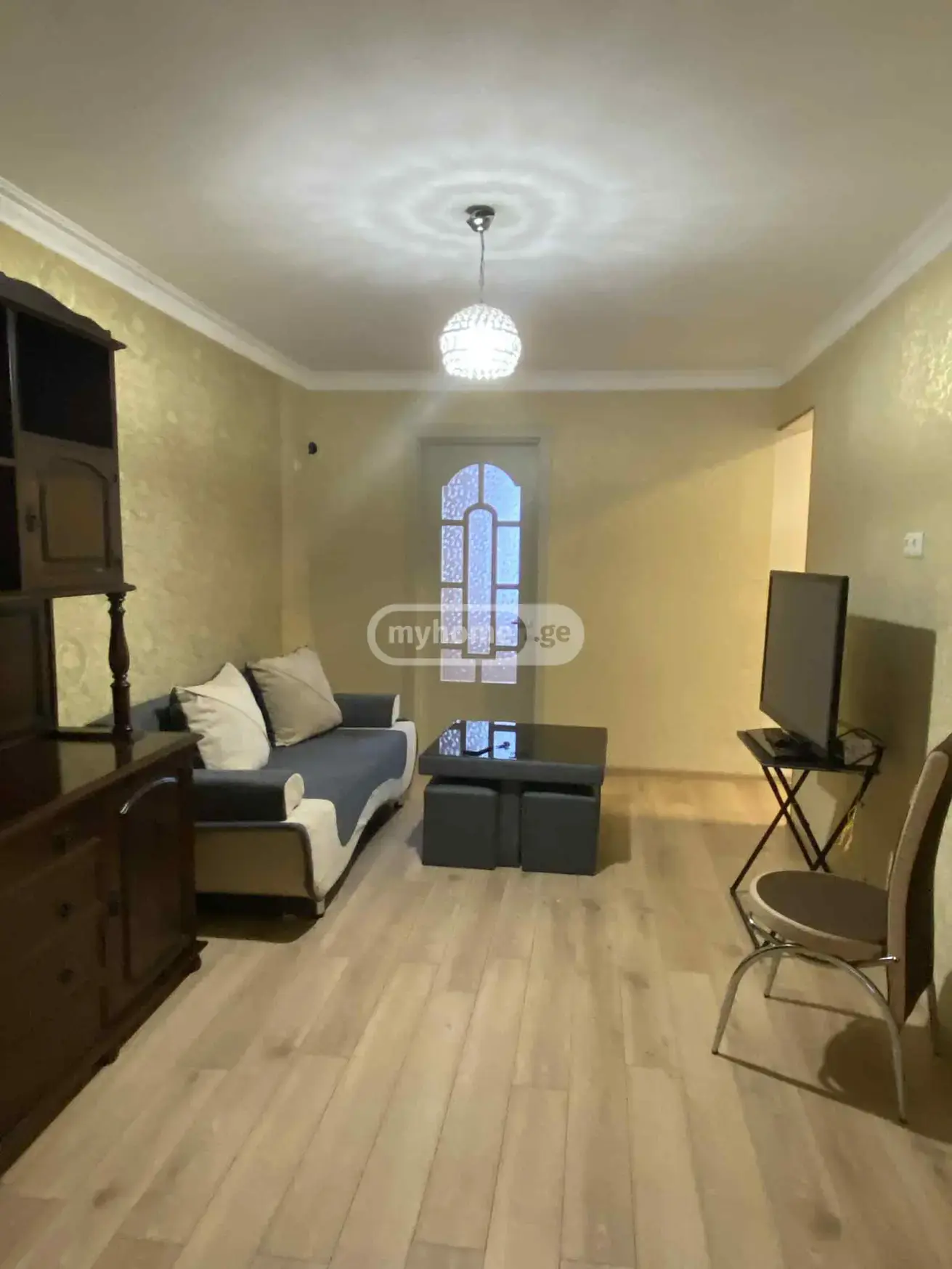 For Rent 3 Room Apartment Kutaisshi view 1