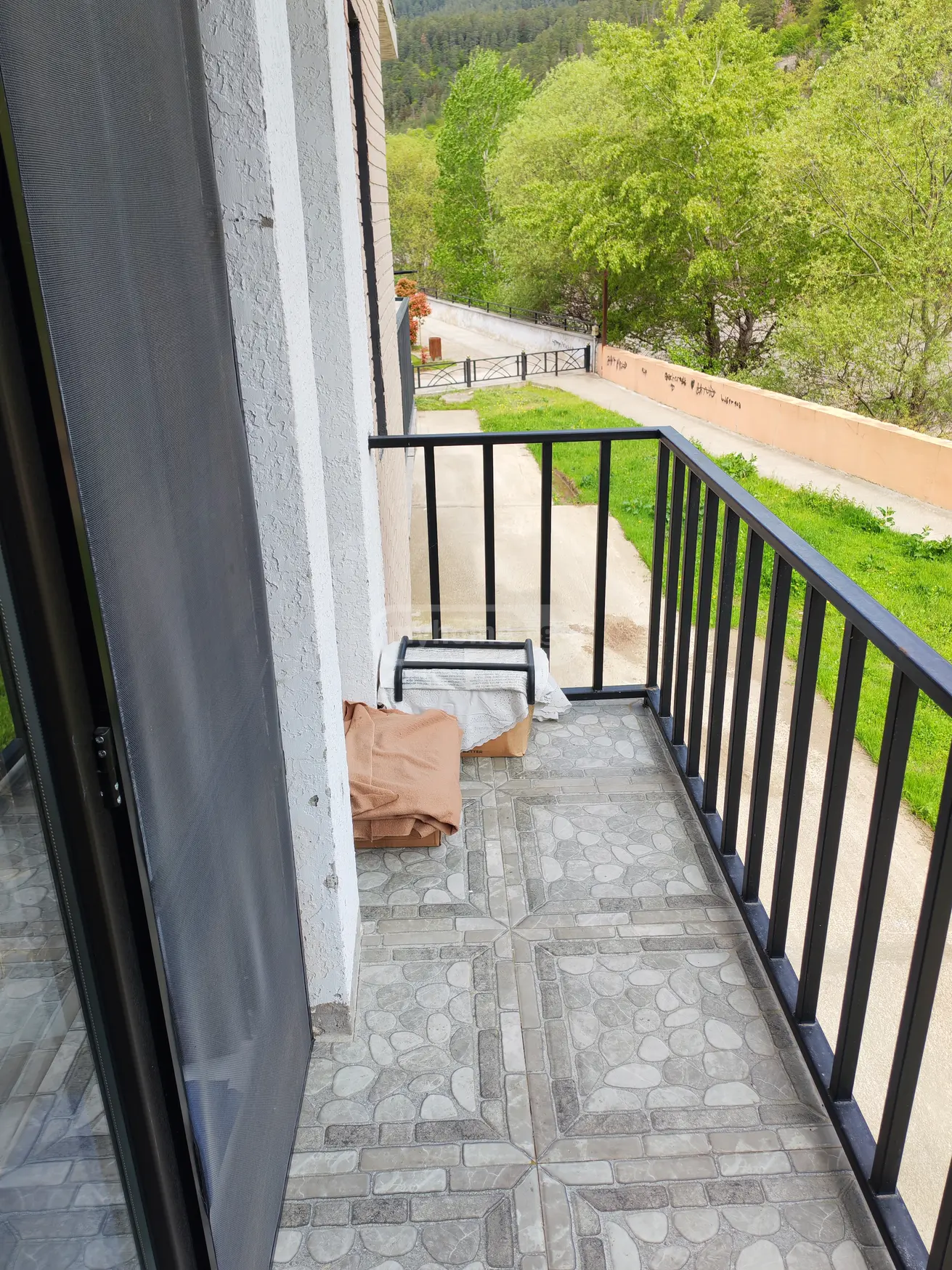 For Sale 1 Room Apartment Borjomshi view 4