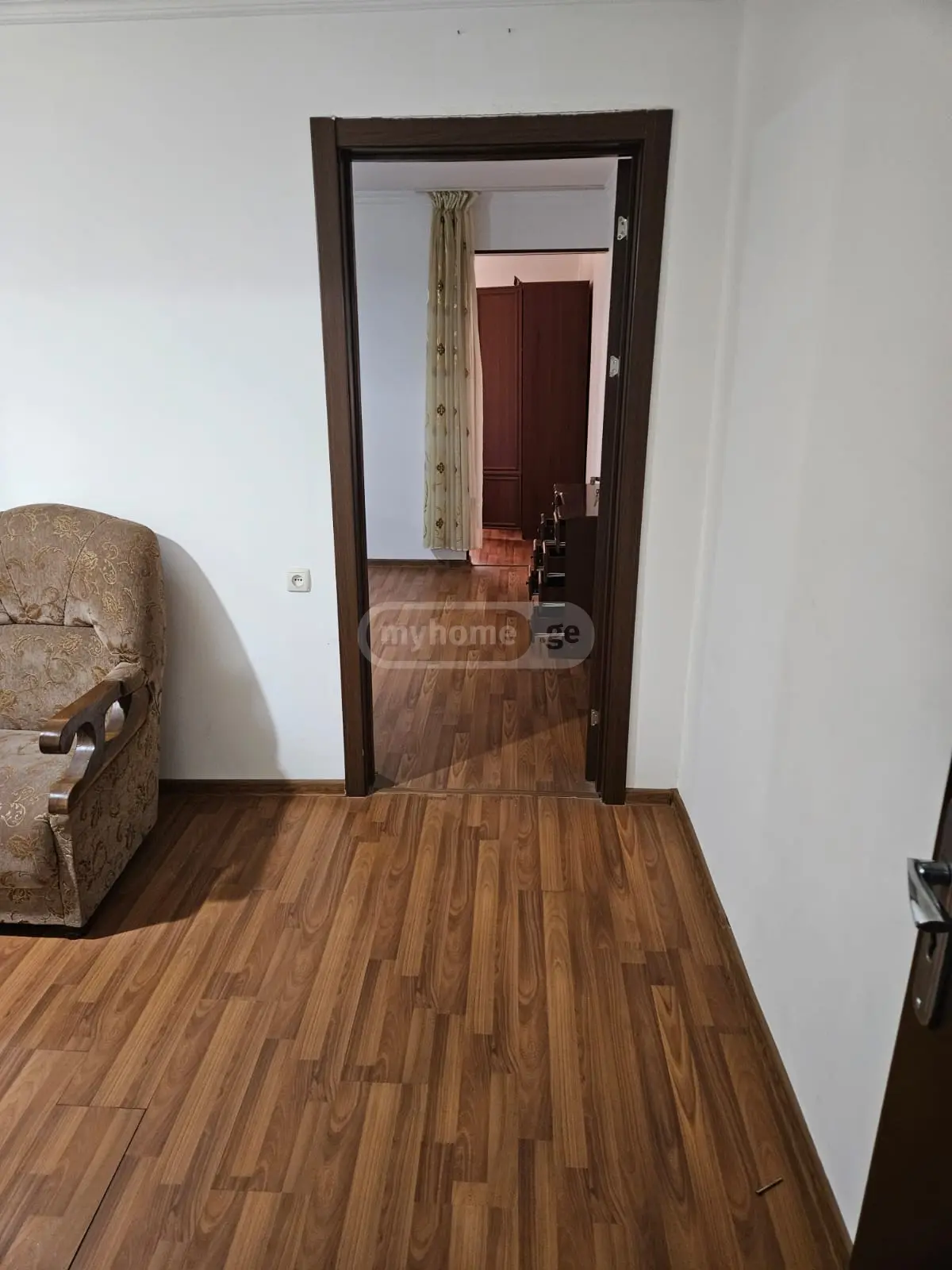 For Sale 4 Room Apartment Kutaisshi view 8