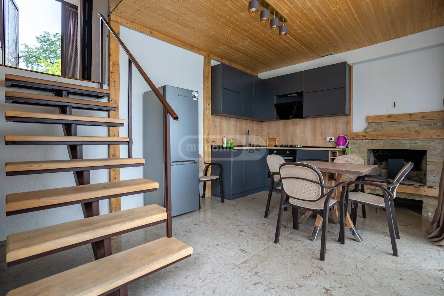 For Sale 10+ Room Sastumro Ambrolaurshi view 16