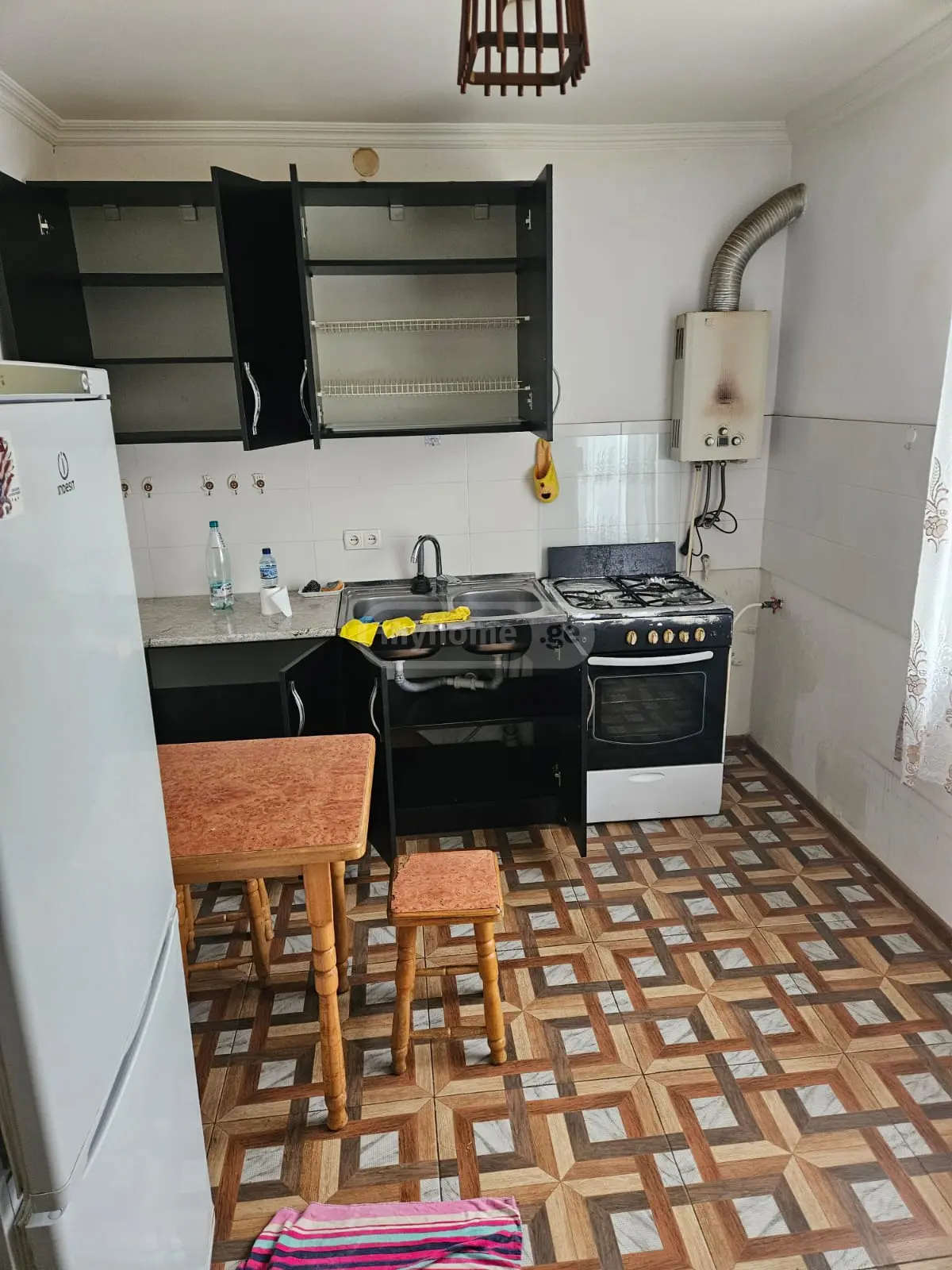 For Sale 4 Room Apartment Kutaisshi view 3