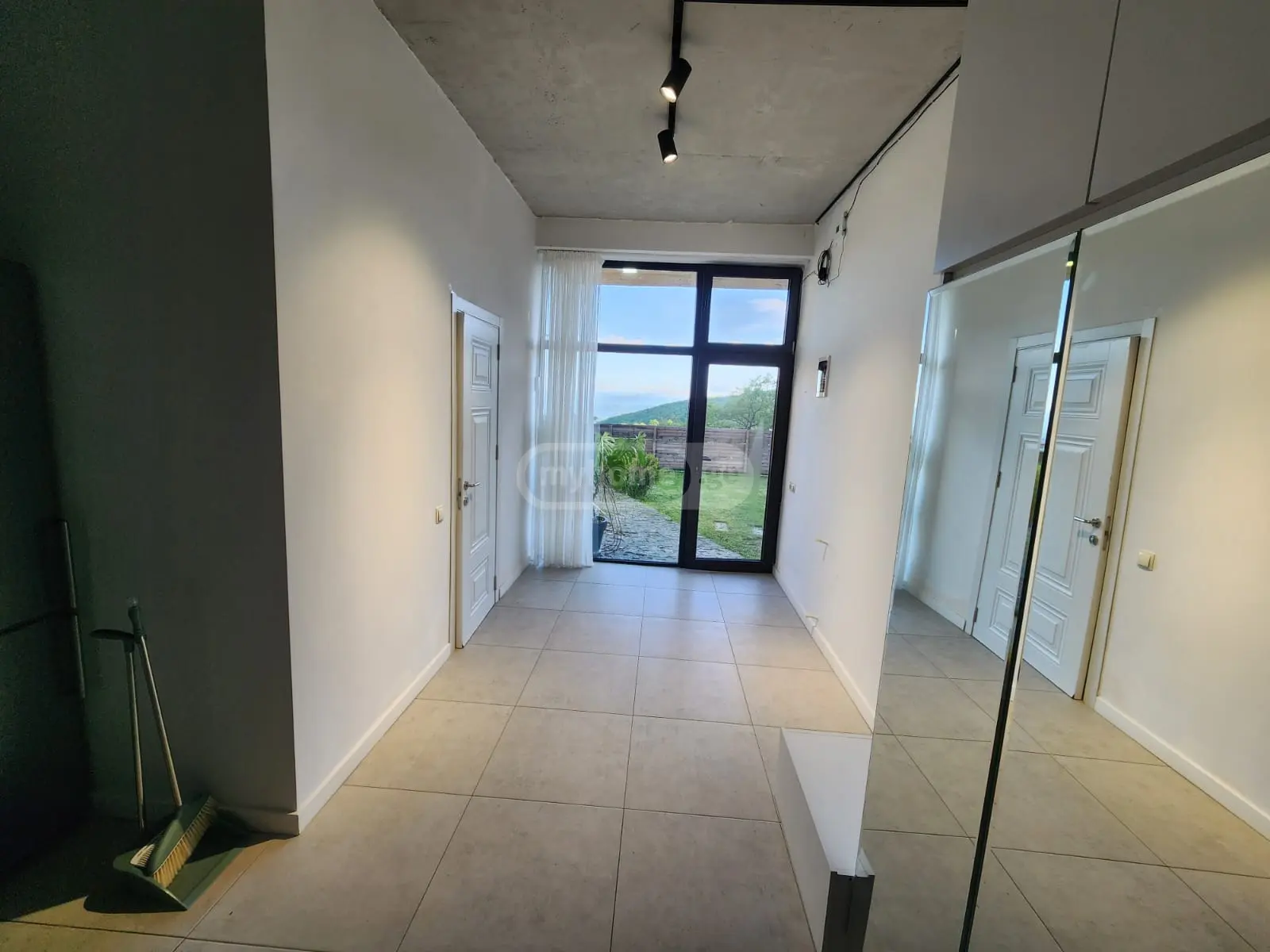 For Rent 3 Room Country House Kvesetshi, 3 of 9