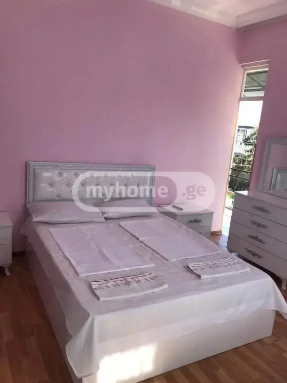 For Sale 10+ Room Private House In Batumi view 6