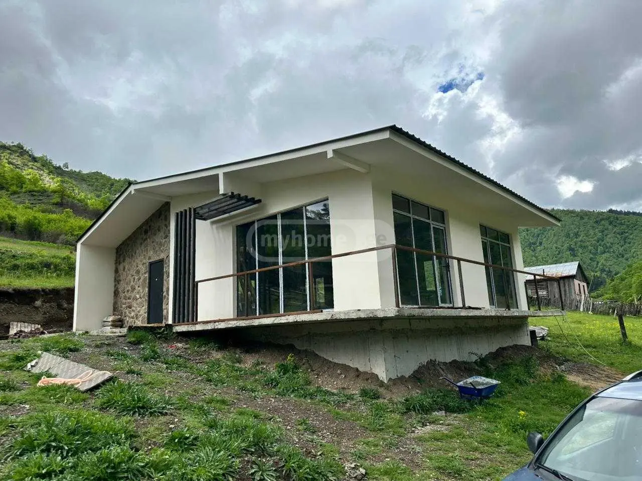 For Sale 4 Room Country House Borjomshi view 2