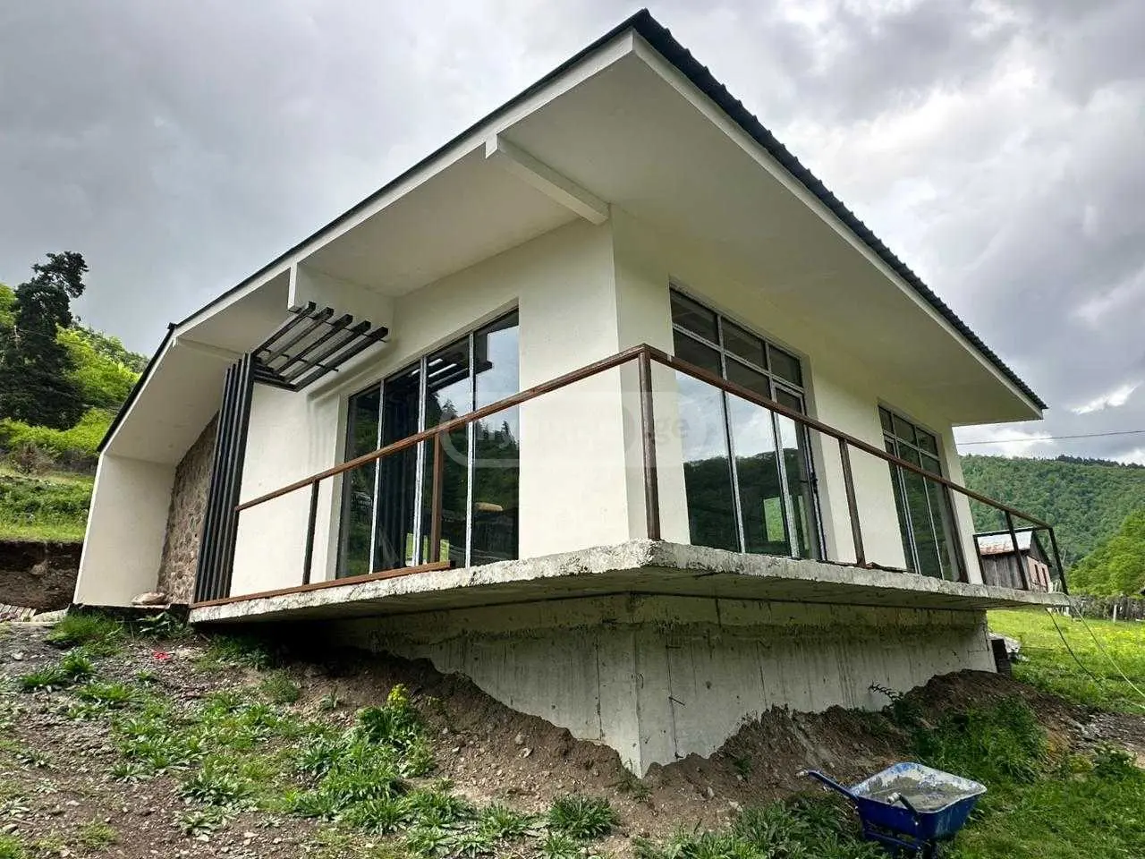For Sale 4 Room Country House Borjomshi view 3