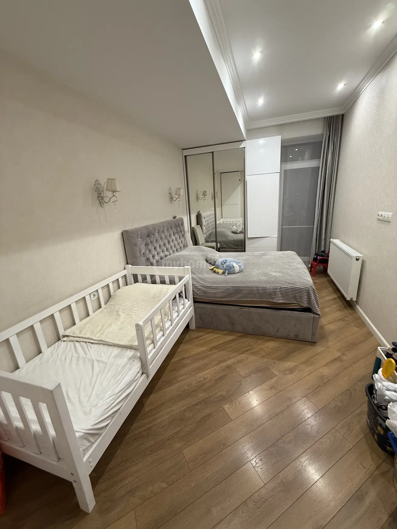 For Sale 4 Room Apartment, 5 of 10