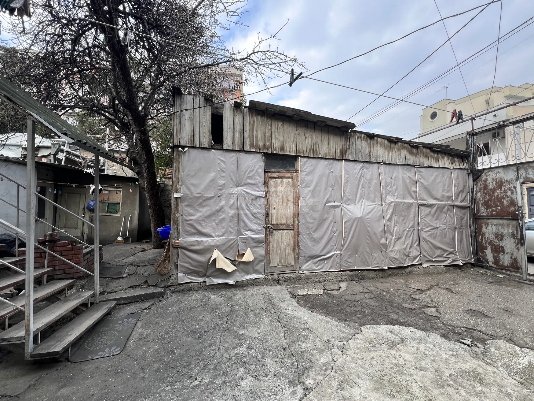 For Sale 10+ Room Private House Isanshi, 5 of 8
