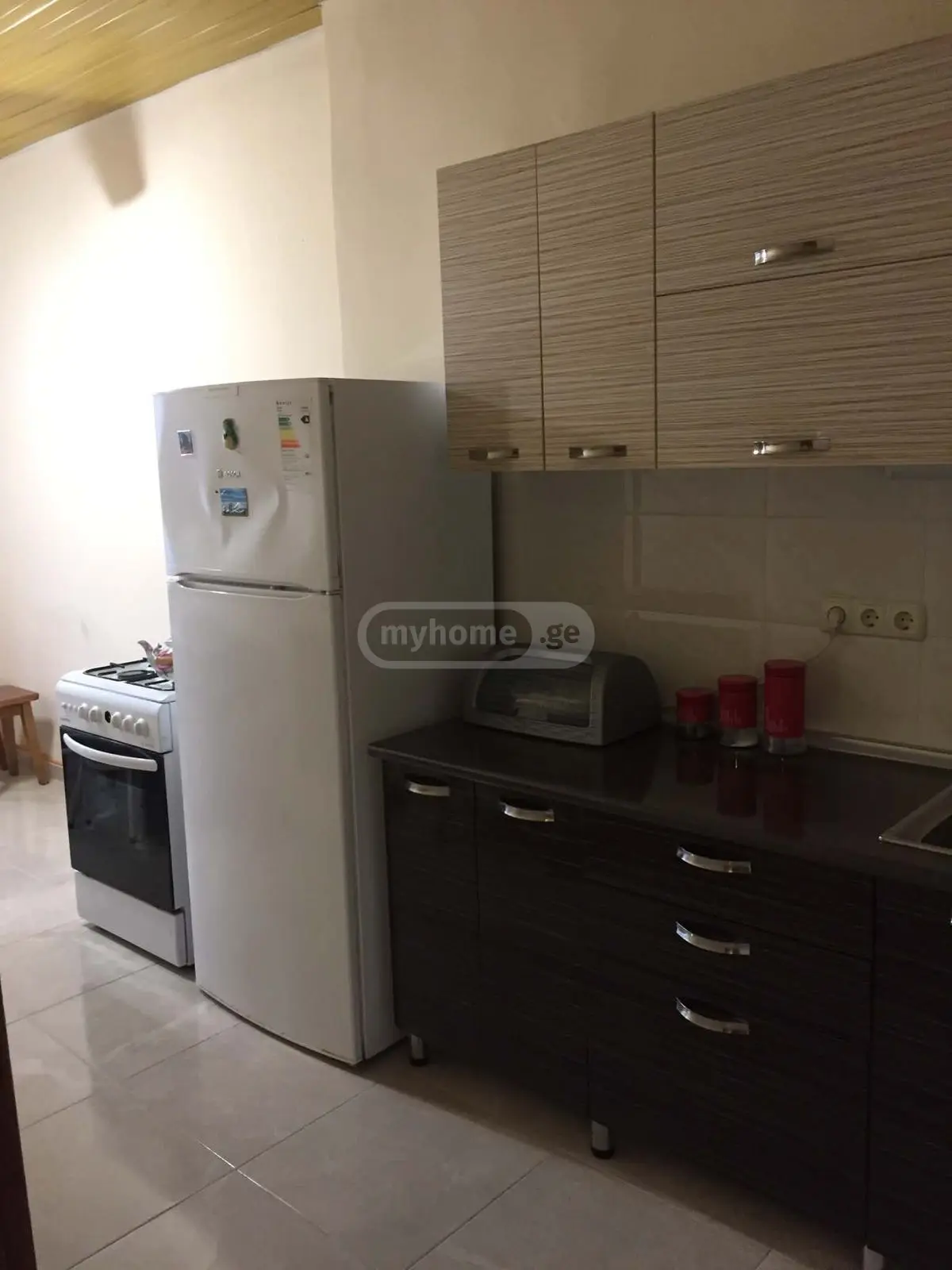 For Rent 4 Room Apartment Potshi view 9