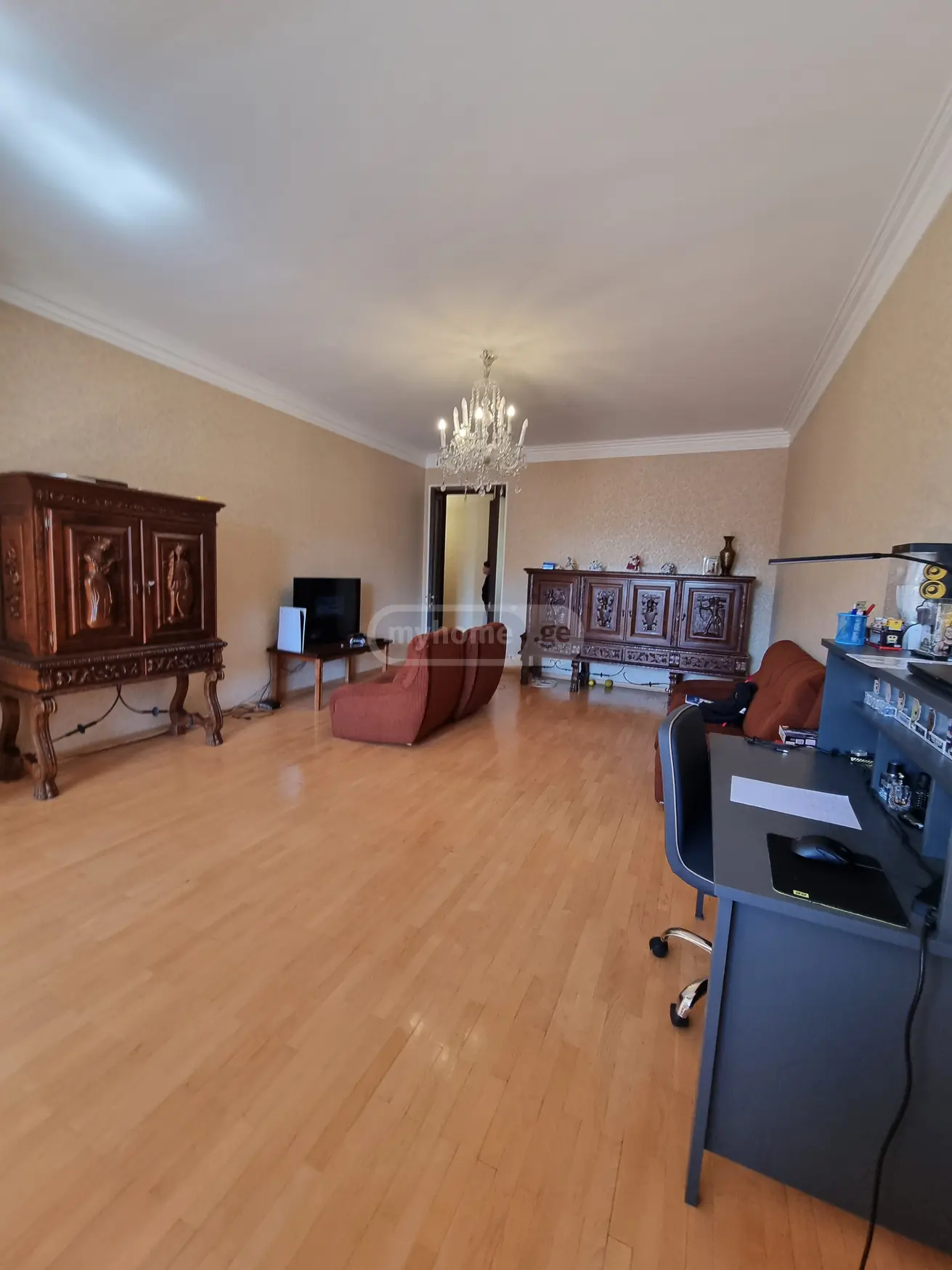 For Sale 5 Room Apartment, 3 of 12