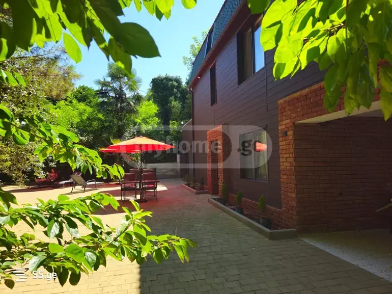 For Rent 10+ Room Sastumro In Batumi view 3