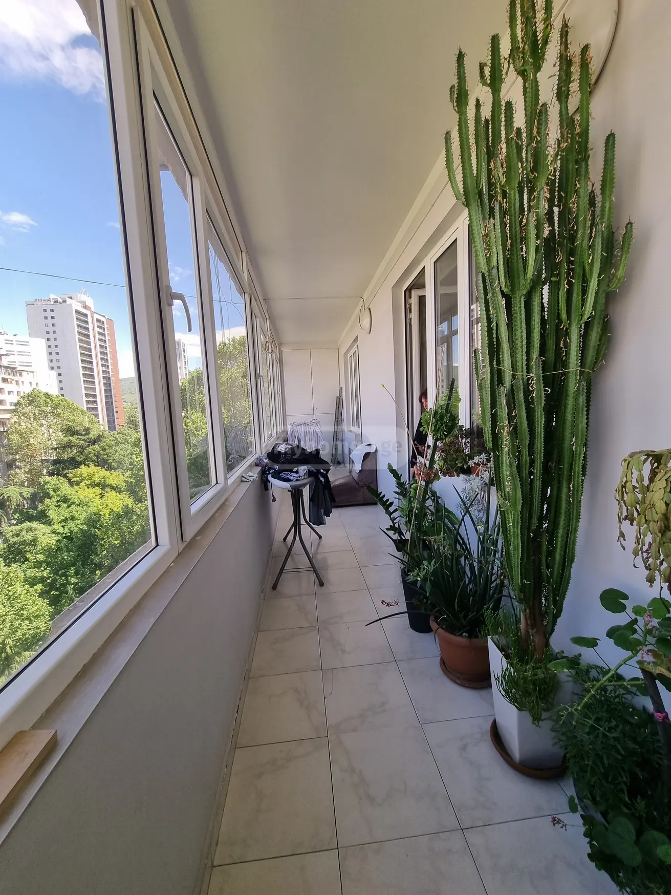 For Sale 5 Room Apartment, 8 of 12