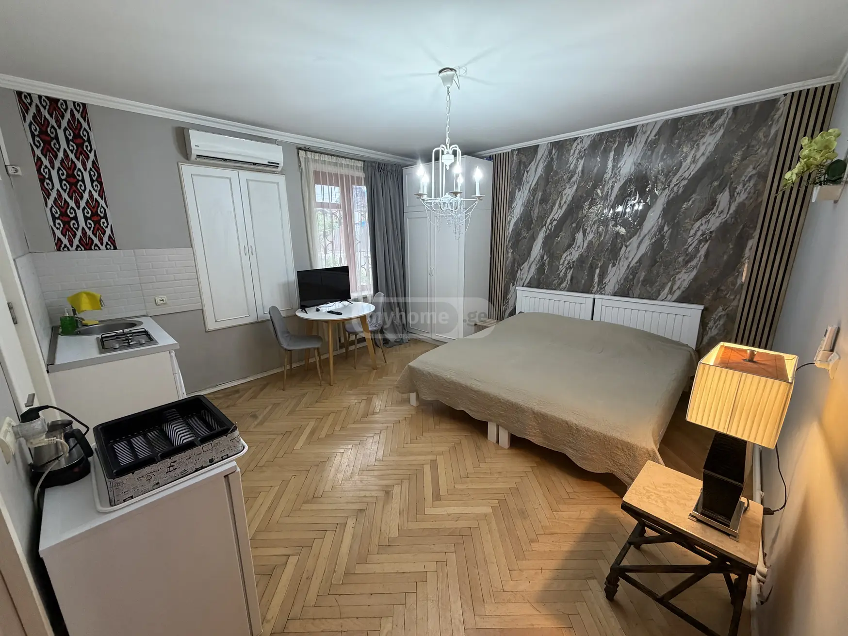 Daily Rent 1 Room Apartment Veraze view 1