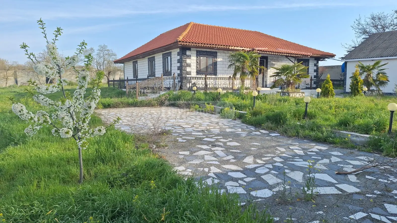 Продажа 4-комната Частный дом в Gardabnis Munitsipalitetshi view 1