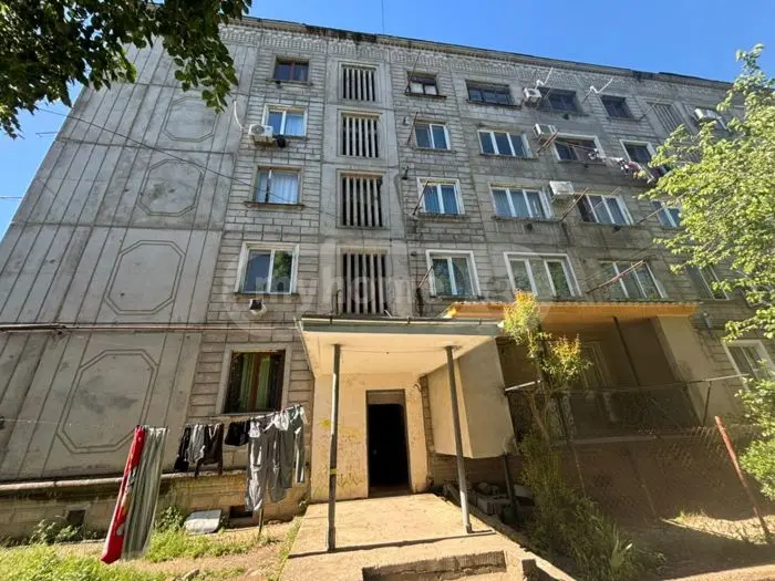 For Sale 2 Room Apartment Kutaisshi view 8