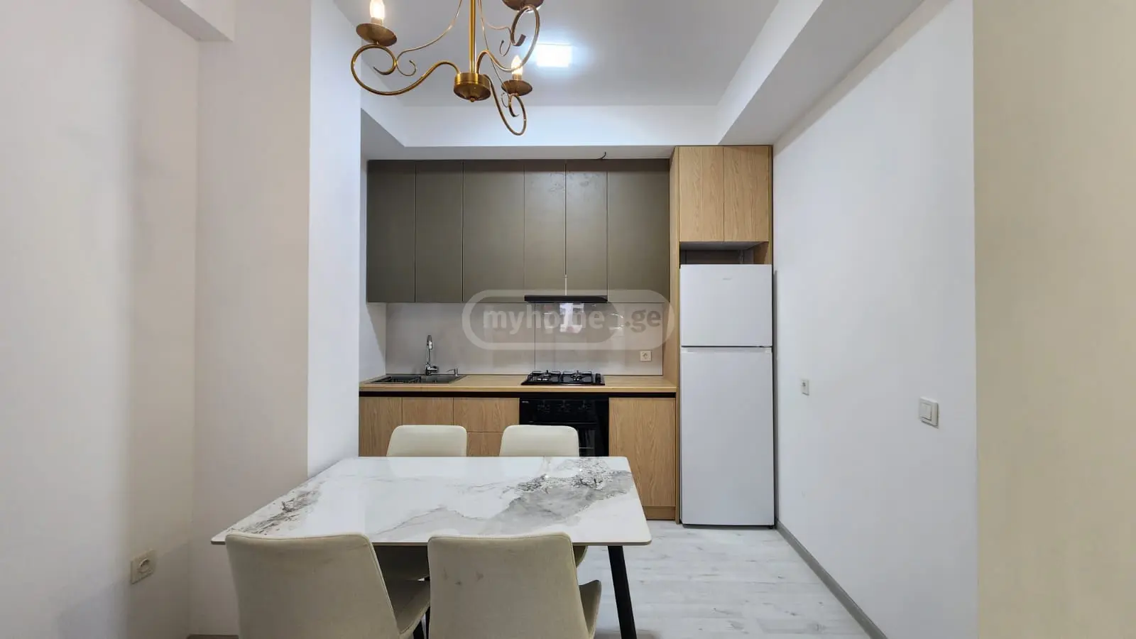 For Sale 2 Room Apartment, 3 of 12
