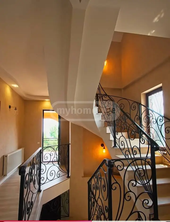For Sale 7 Room Country House, 7 of 12