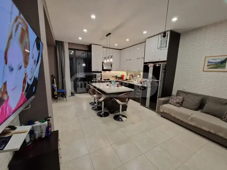 For Rent 9 Room Private House Lisze, 2 of 12