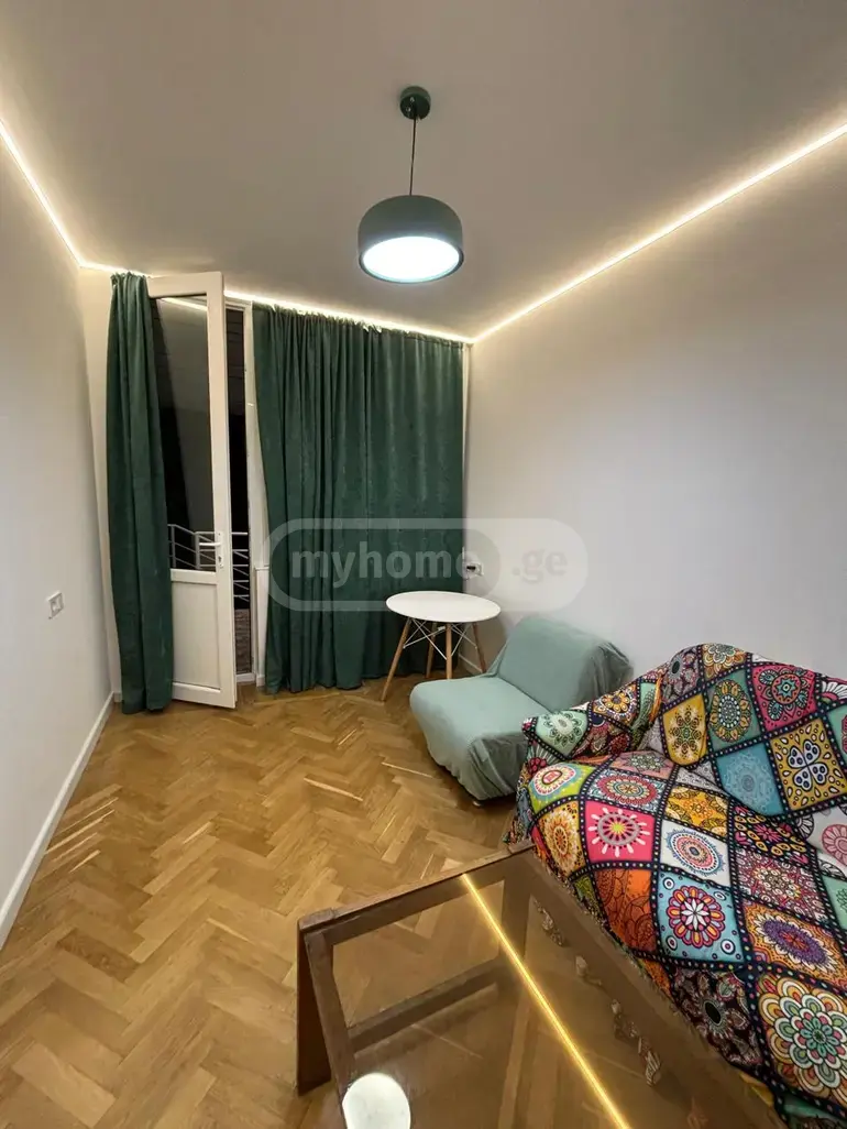 For Rent 4 Room Country House Tsqnetshi, 4 of 12
