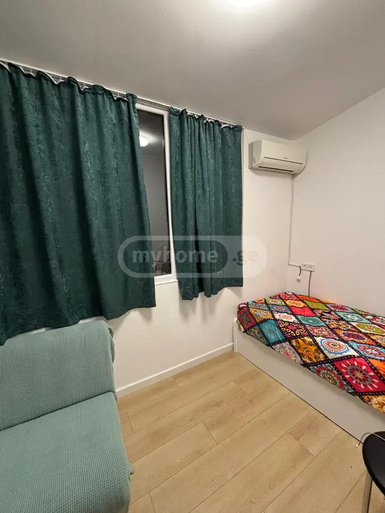 For Rent 4 Room Country House Tsqnetshi, 9 of 12
