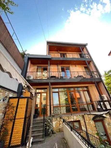 For Sale 10+ Room Private House In Saburtalo, 1 of 12