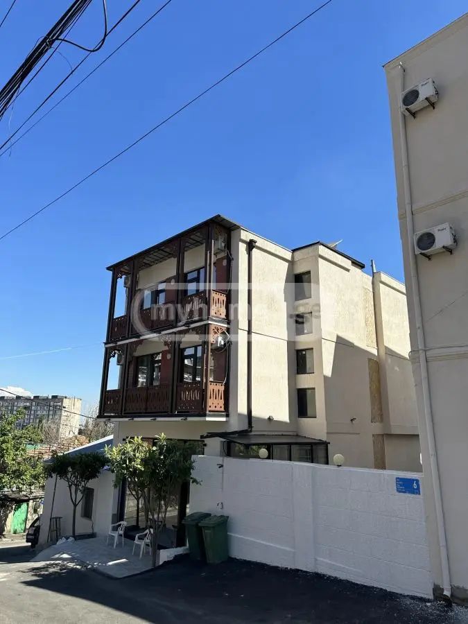 For Rent 10+ Room Sastumro In Saburtalo, 1 of 11