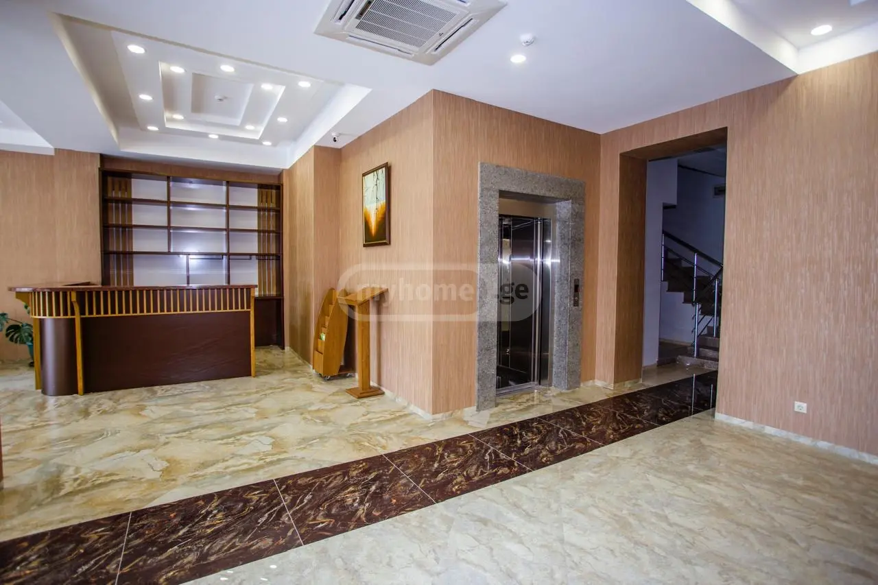 For Sale 10+ Room Sastumro In Batumi view 4