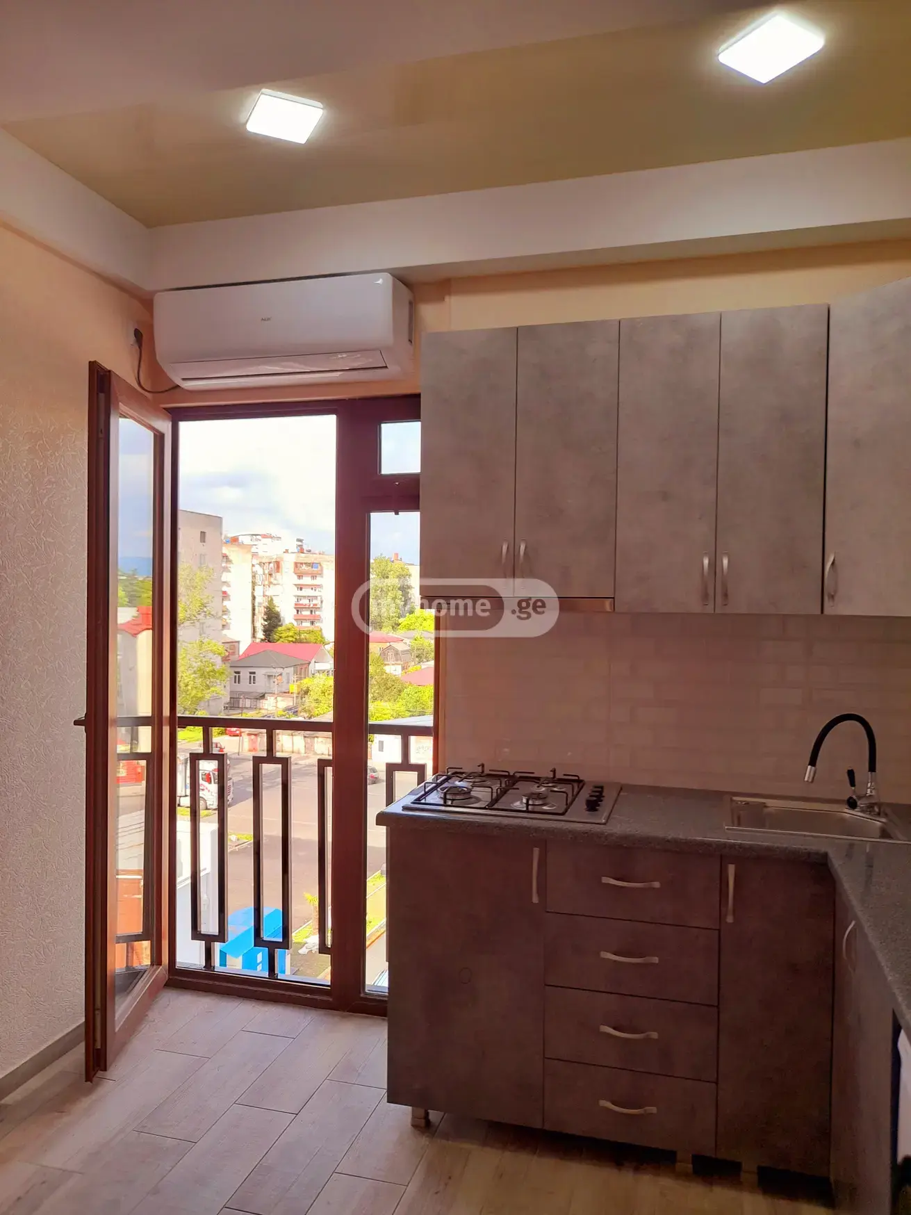For Rent 3 Room Apartment Kutaisshi, 4 of 12