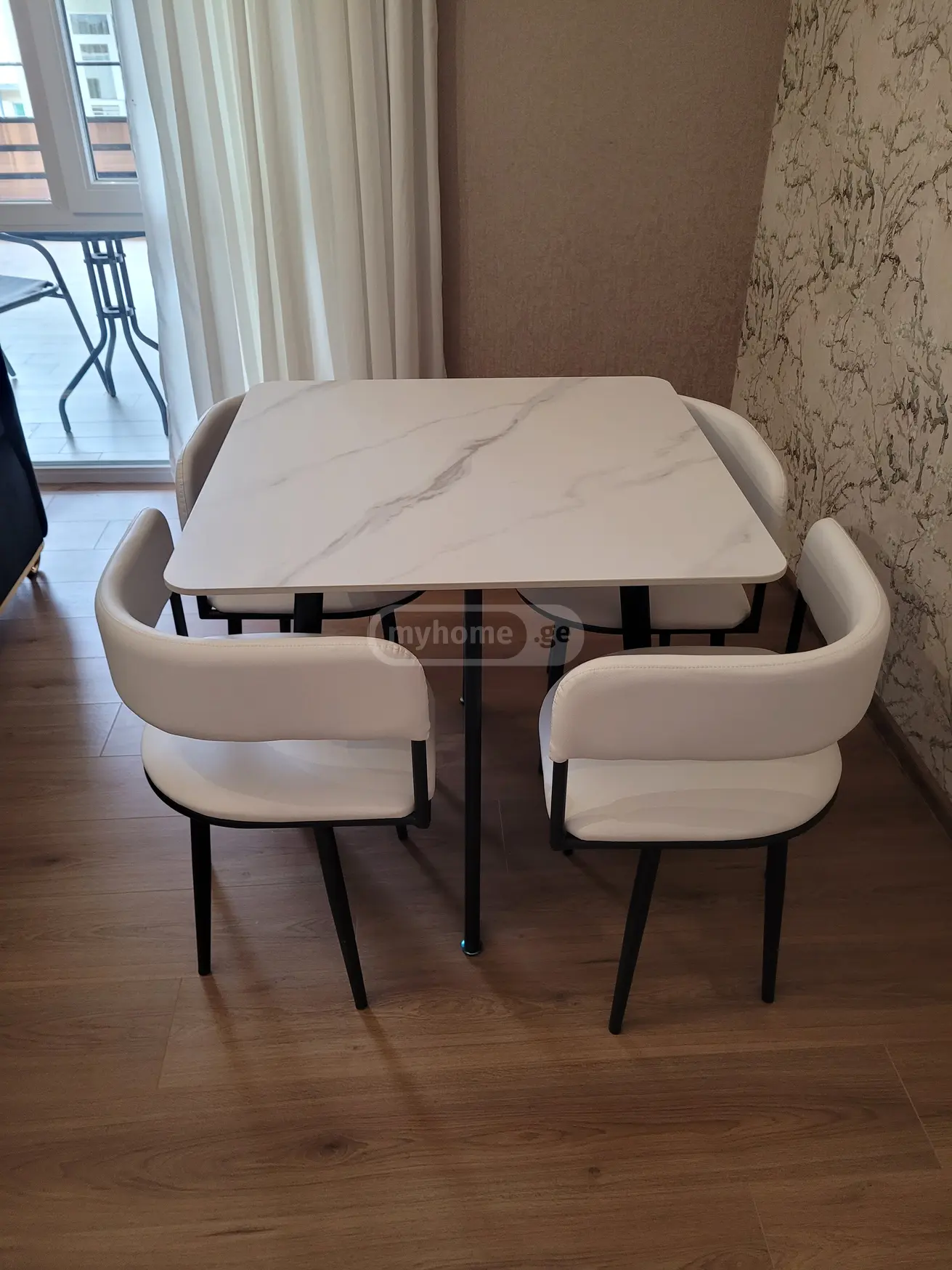 Daily Rent 4 Room Apartment, 6 of 12