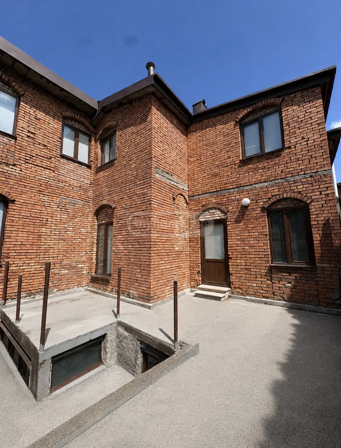For Rent 10+ Room Sastumro Telavshi view 1