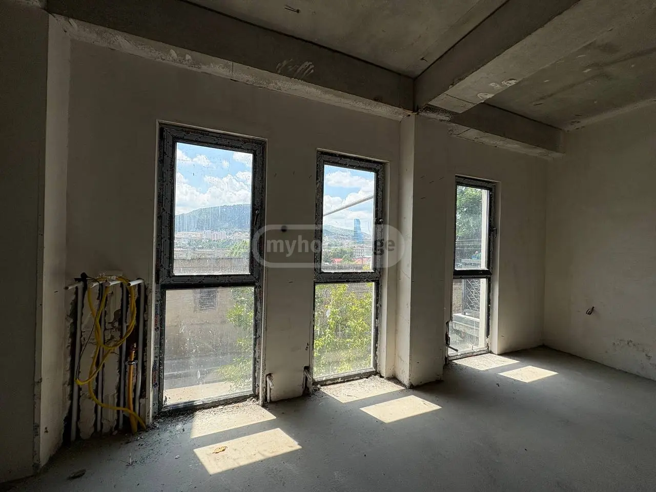 For Sale 1 Room Apartment Chughuretshi, 1 of 9