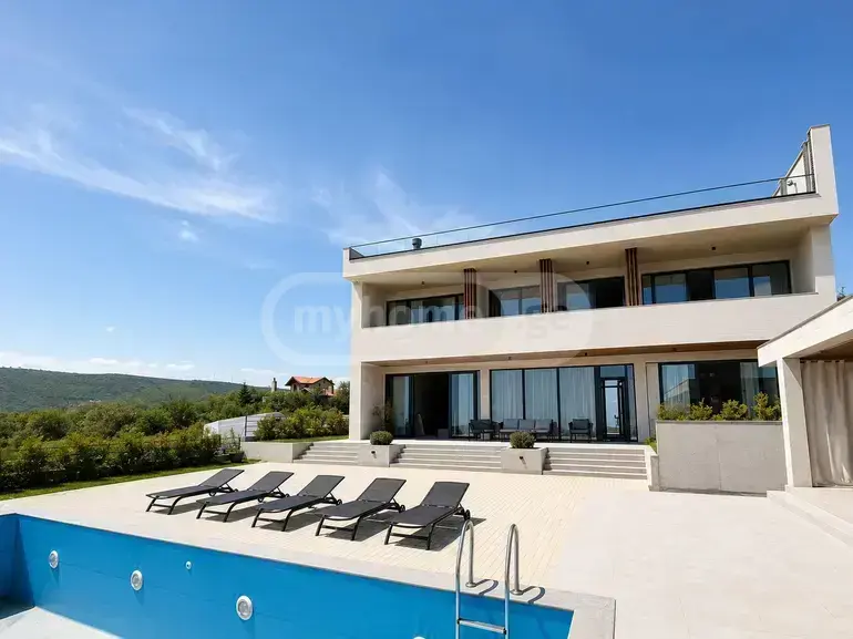 For Rent 10+ Room Country House Tabakhmelashi, 1 of 12