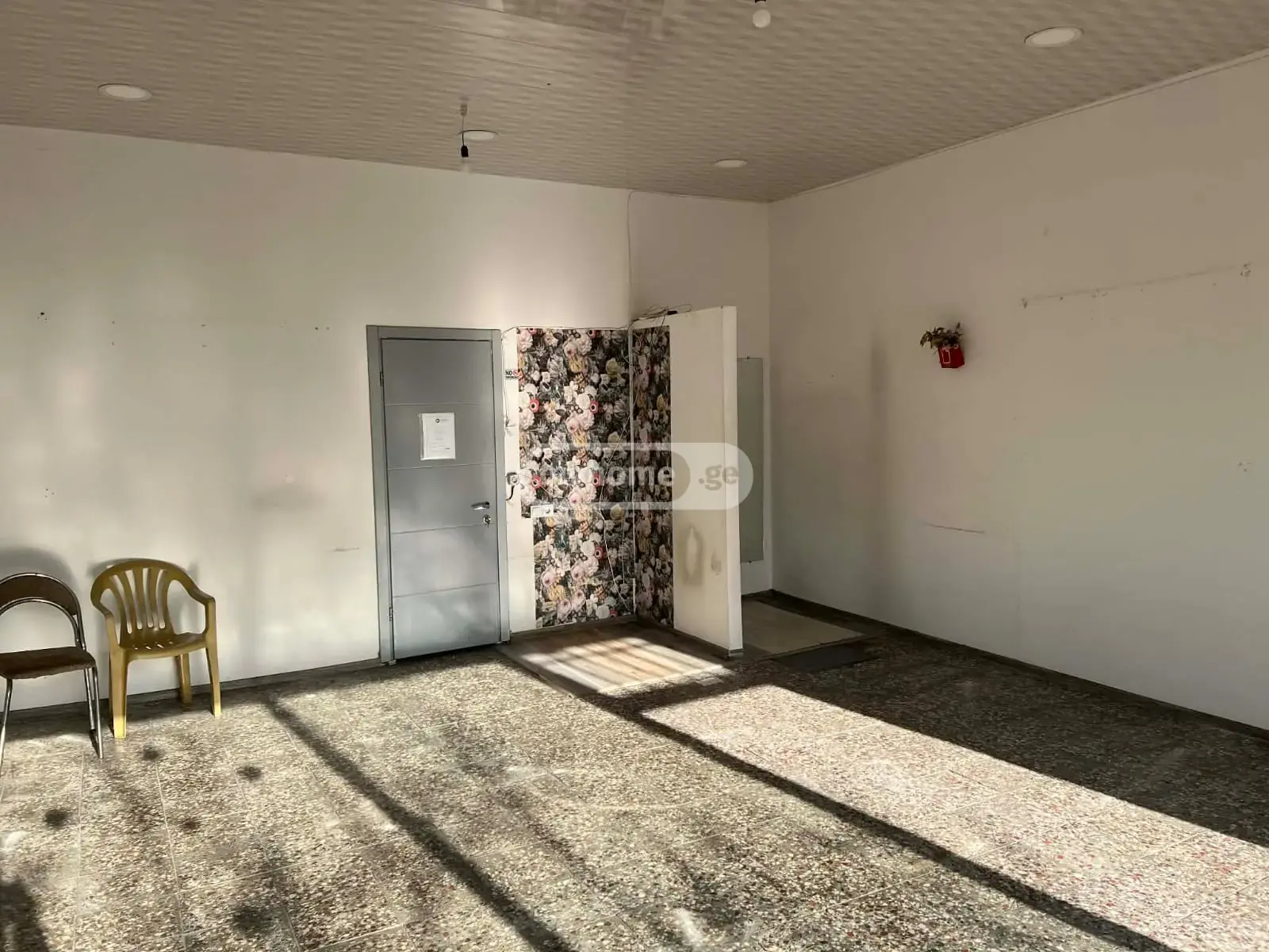 For Sale Savachro Commercial Space Varketilshi, 2 of 9