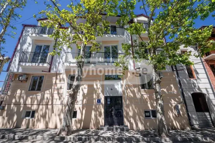 For Sale 10+ Room Sastumro Gorshi view 1