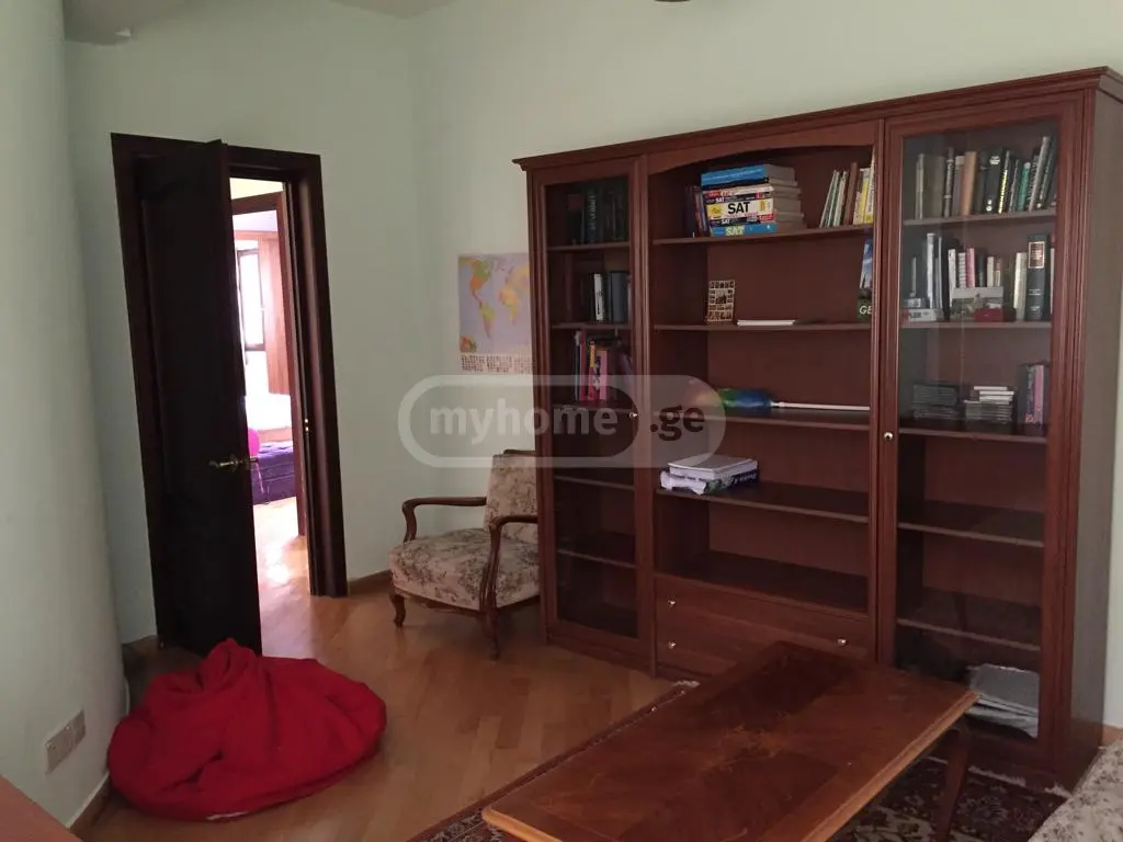 For Sale 6 Room Private House, 12 of 12