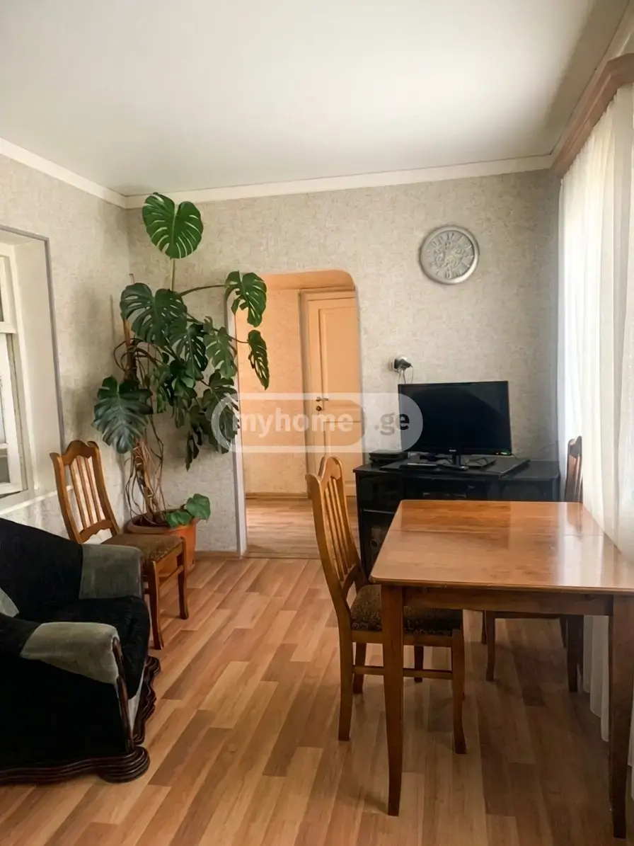 For Sale 7 Room Private House Isanshi, 2 of 12