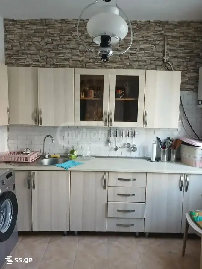 For Sale 3 Room Apartment Kutaisshi view 6
