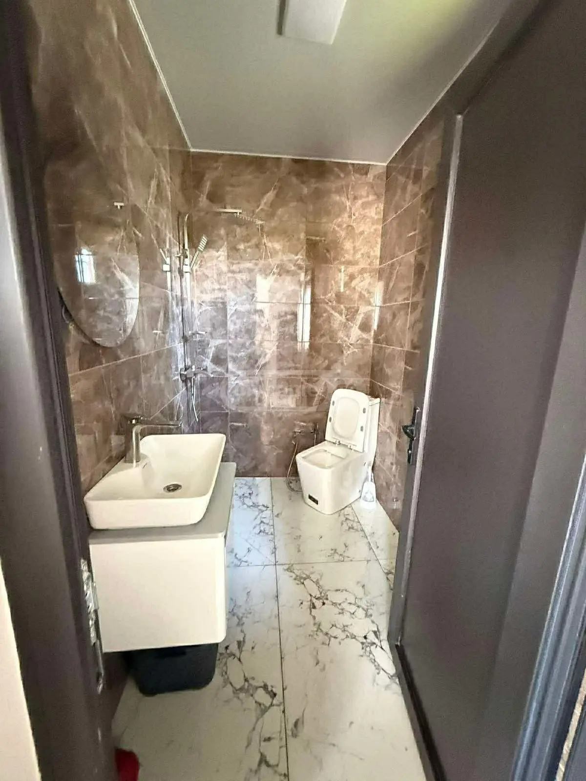 For Rent 3 Room Private House, 8 of 9