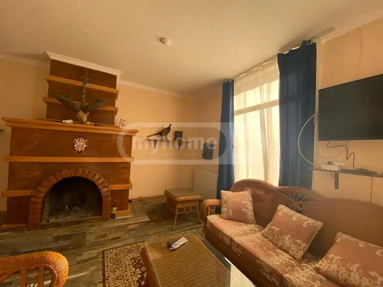 For Sale 10+ Room Sastumro Gudaurshi, 3 of 12
