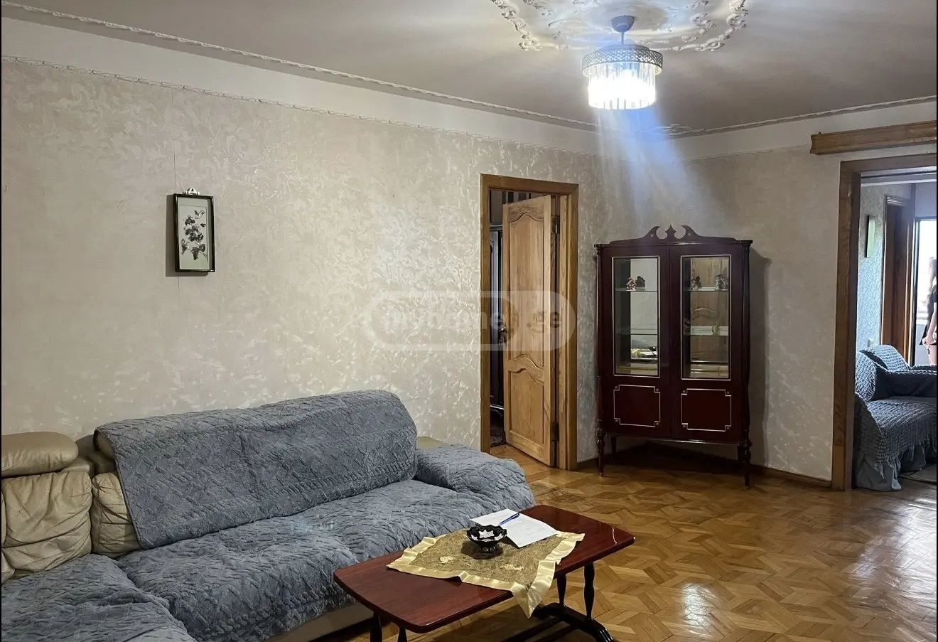 For Rent 4 Room Apartment Kutaisshi view 3