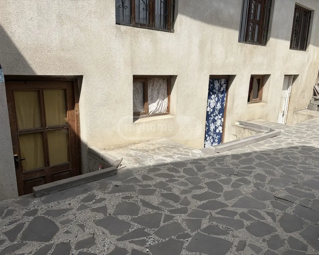 For Sale 10+ Room Private House Avlabarshi, 3 of 6