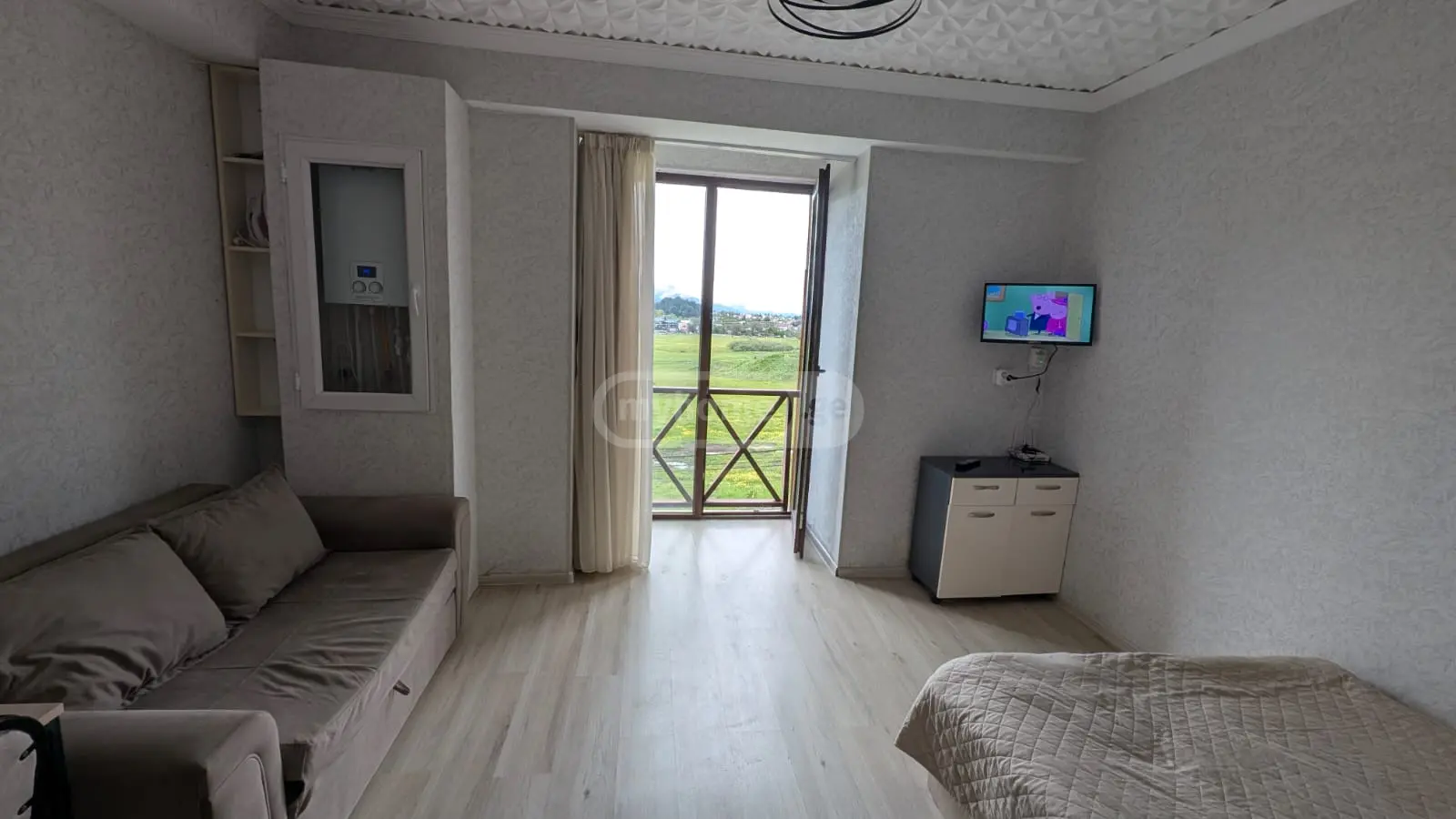 Daily Rent 1 Room Apartment Bakurianshi, 2 of 9