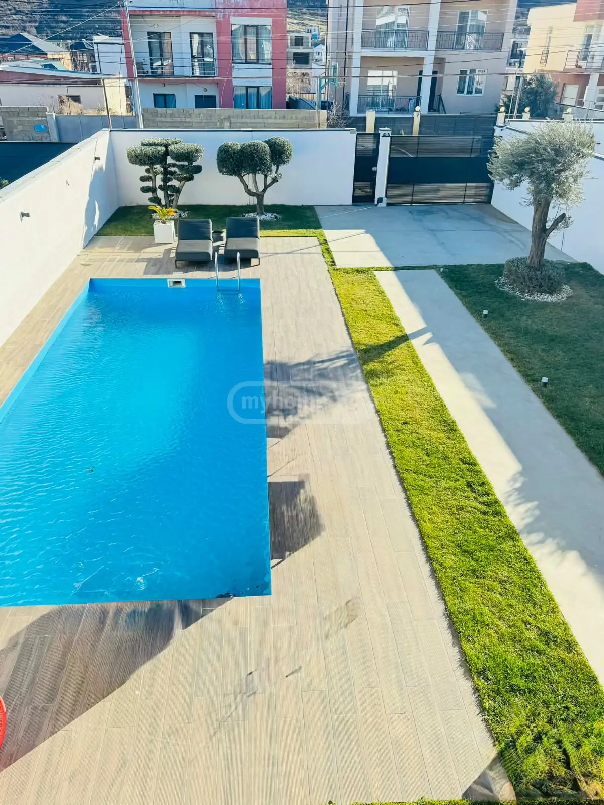 For Sale 7 Room Private House, 2 of 12