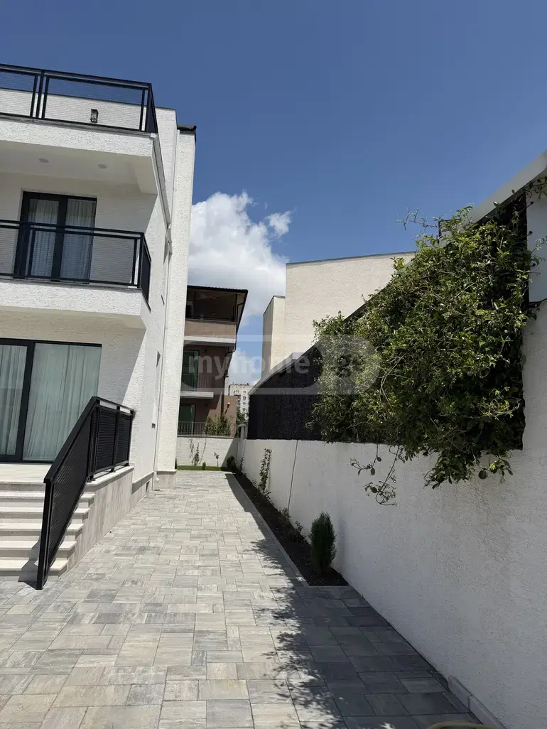 For Rent 10+ Room Private House Varketilshi, 3 of 12